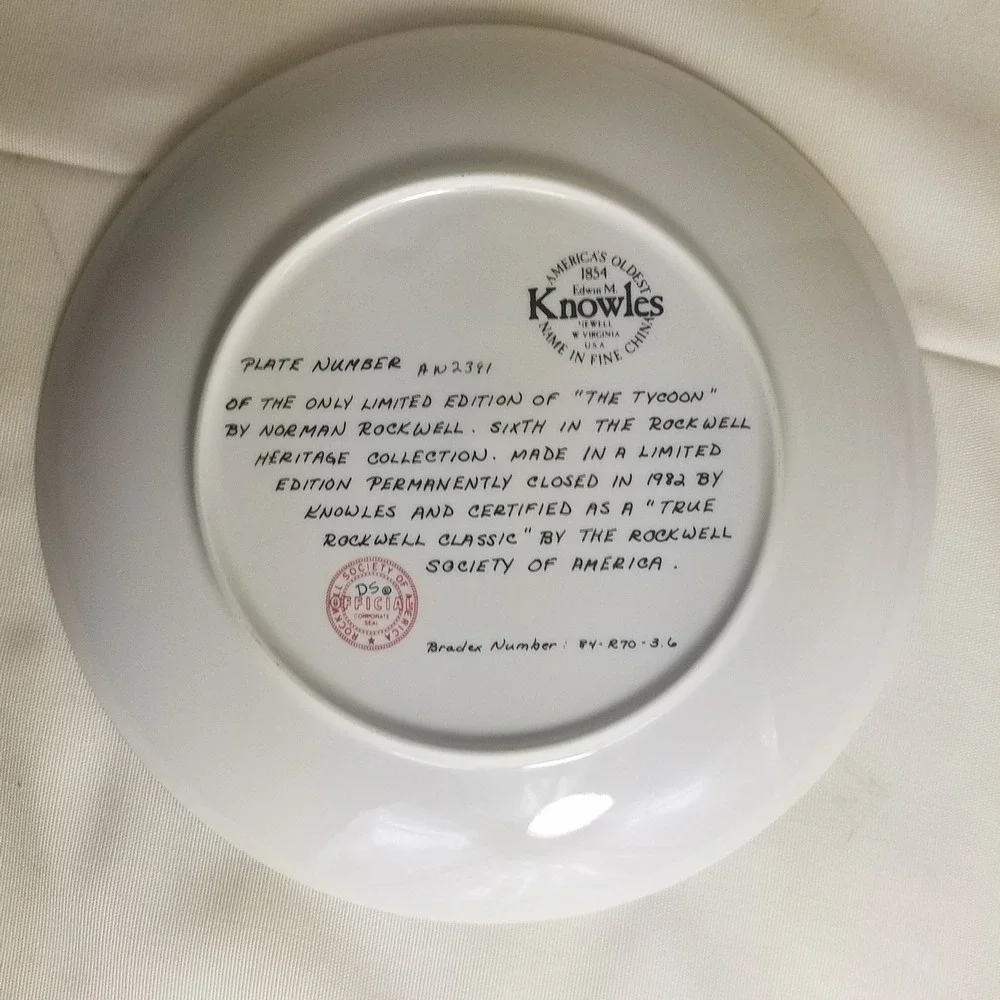 Knowles Norman Rockwell The Tycoon Plate Brown 1982 Heritage authentic